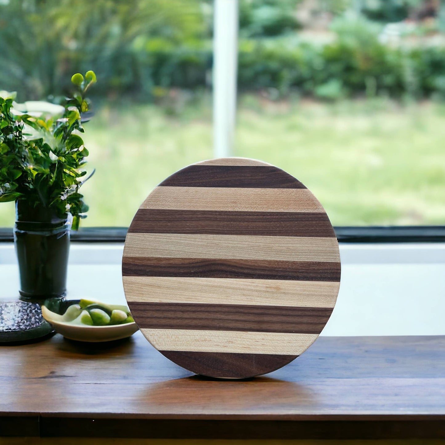 8 inch Round Charcutere Board/ Cutting Board