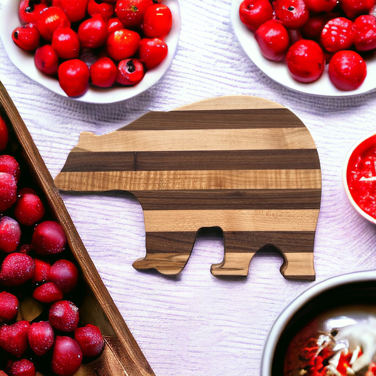 BEAR / MAMMA BEAR CHARCUTERIE / Cutting Board MEDIUM
