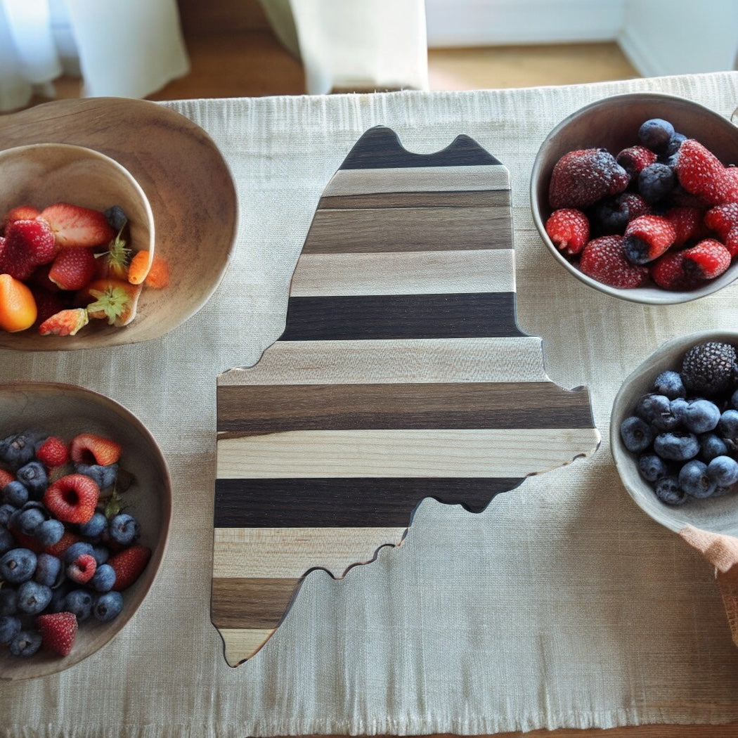MAINE CHARCUTERIE / CUTTING BOARD MEADIUM