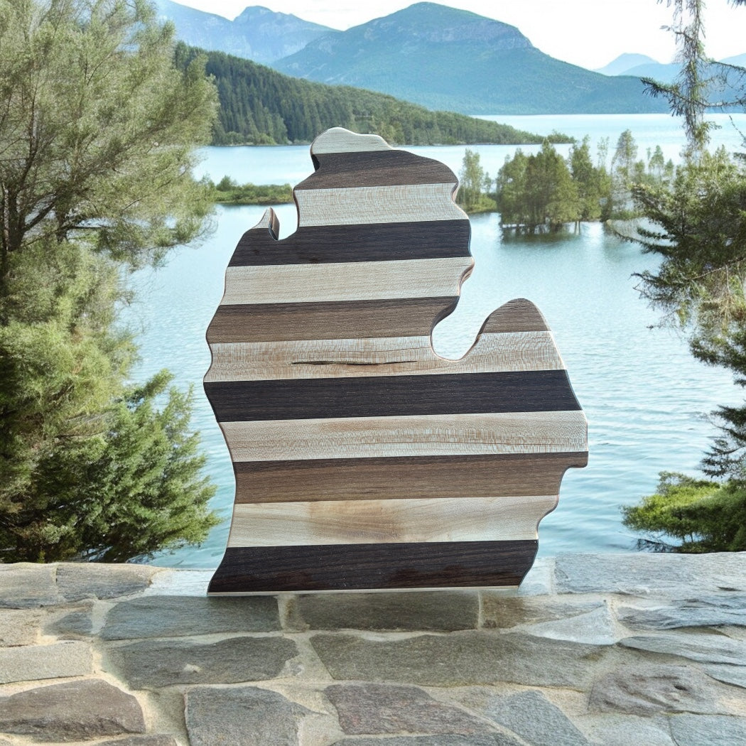 MICHIGAN CHARCUTERIE / CUTTING BOARD MEDIUM