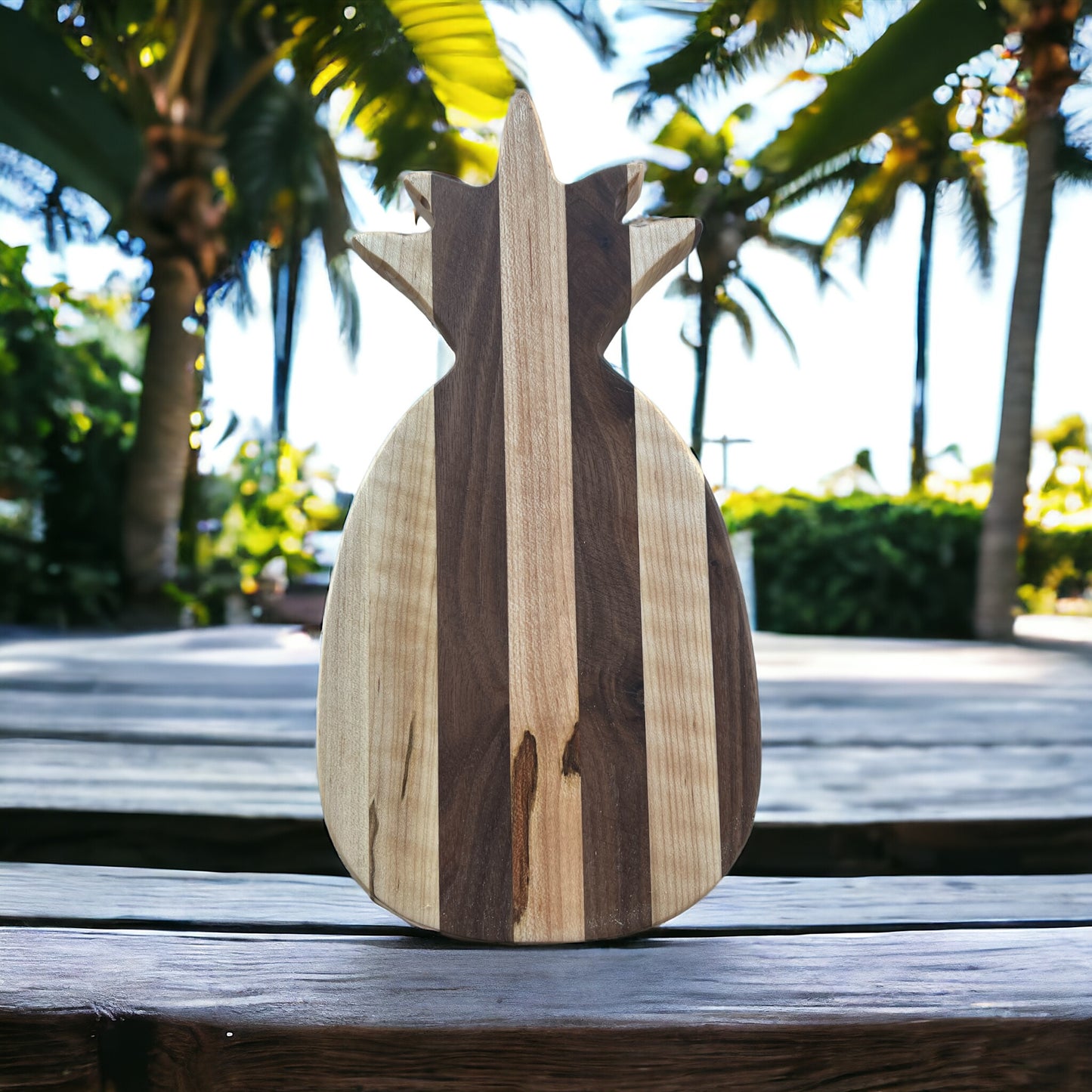 PINEAPPLE CHARCUTERIE / CUTTING BOARD LARGE