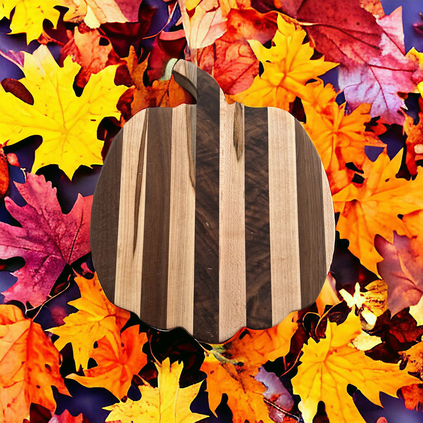 SMALL PUMPKIN CHEESE/CHARCUTERIE/CUTTING/SERVING BOARD