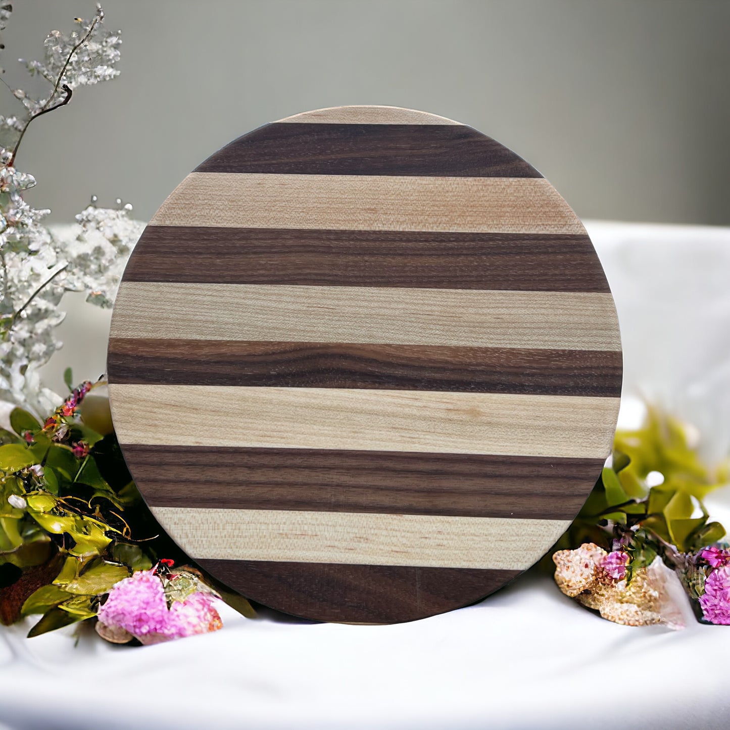 10 INCH ROUND CHARCUTERIE / CUTTING BOARD