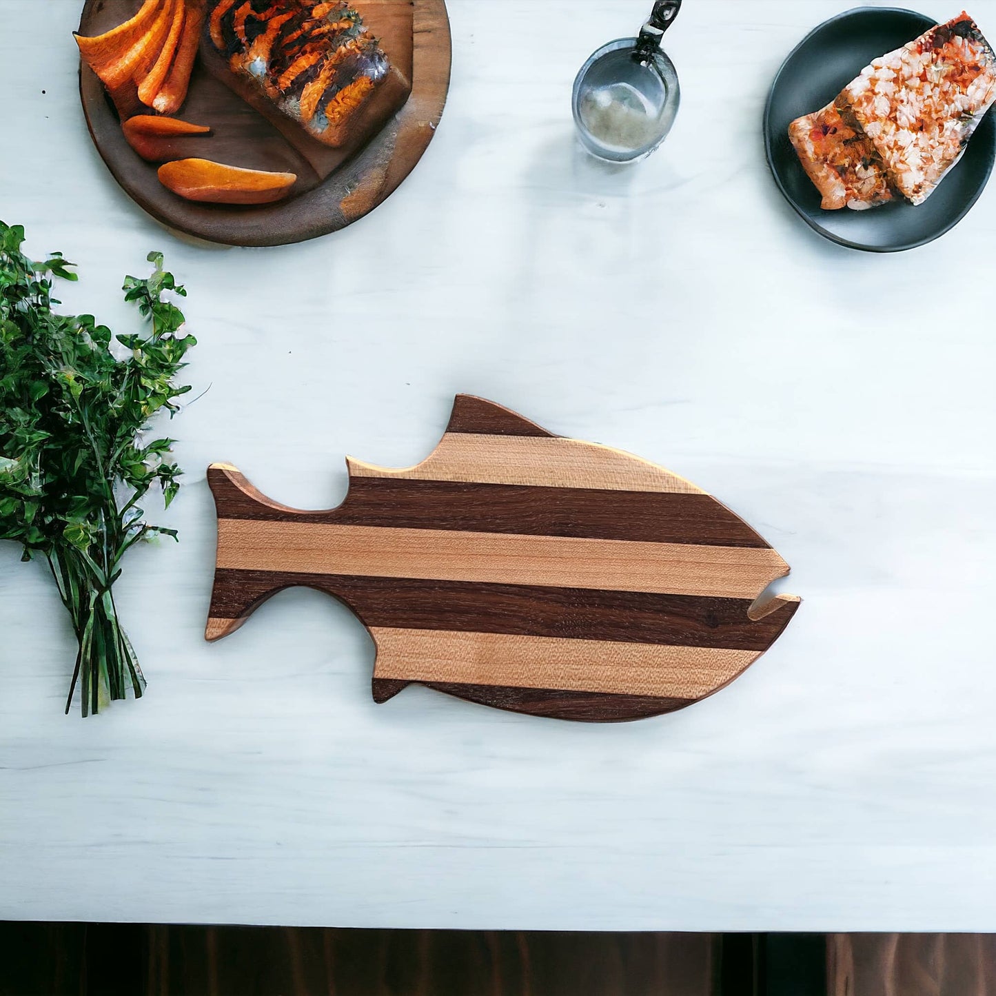 Fish 1 Medium Charcuterie / Cutting Board