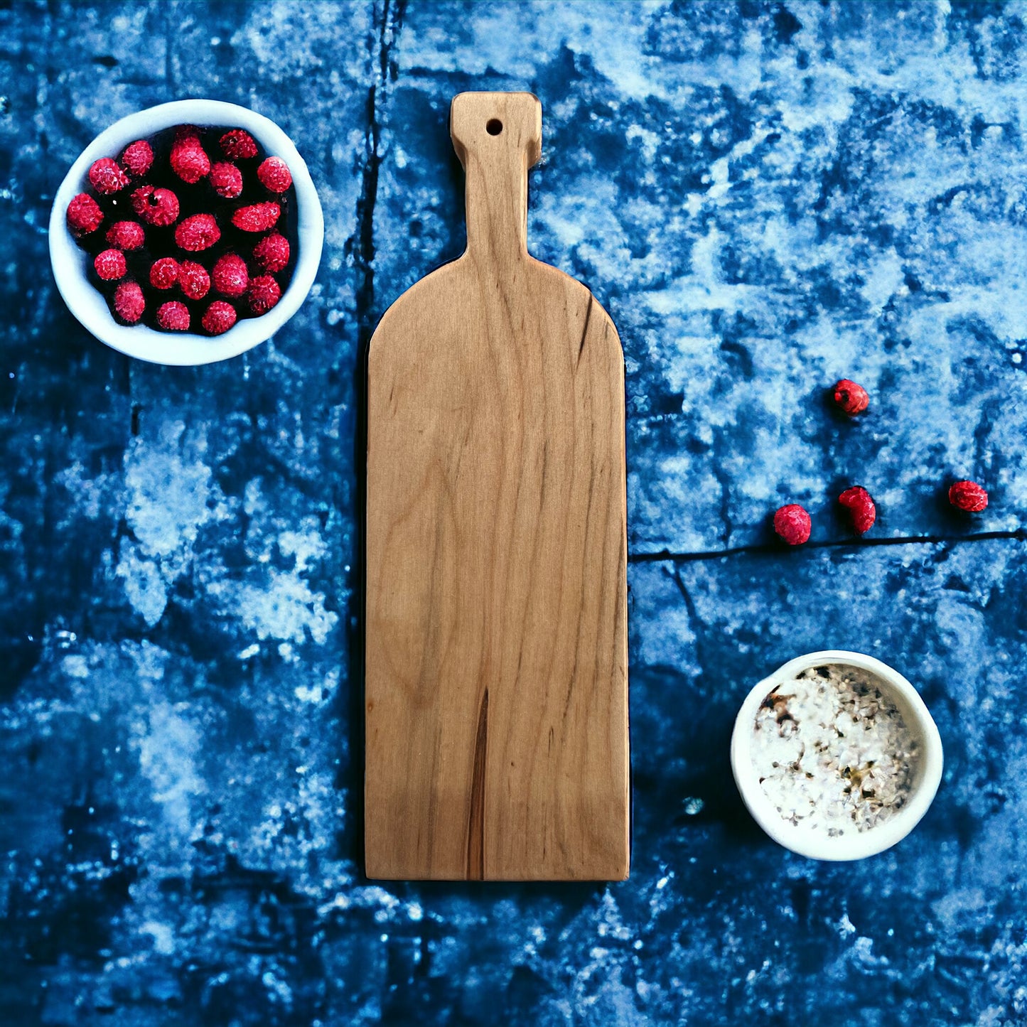 WINE BOTTLE CHEESE BOARD MAPLE